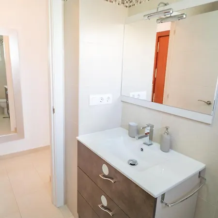 New Studio, And - Sun By 10tosea Apartment *